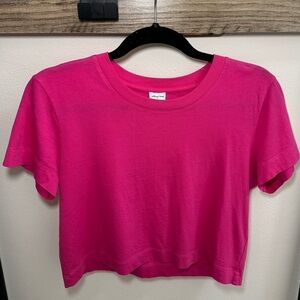 Wilfred Free Aritzia Weekend Cropped Pink T-Shirt, Size Small